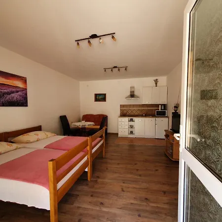 Topalovic Appartement Kostrena